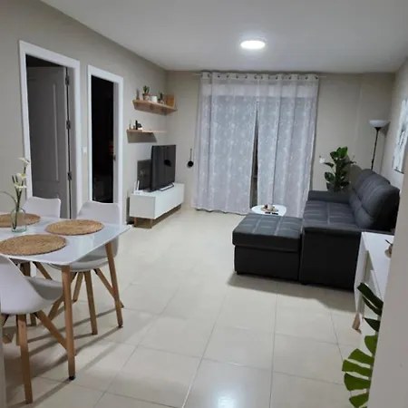 By With Pool Apartamento